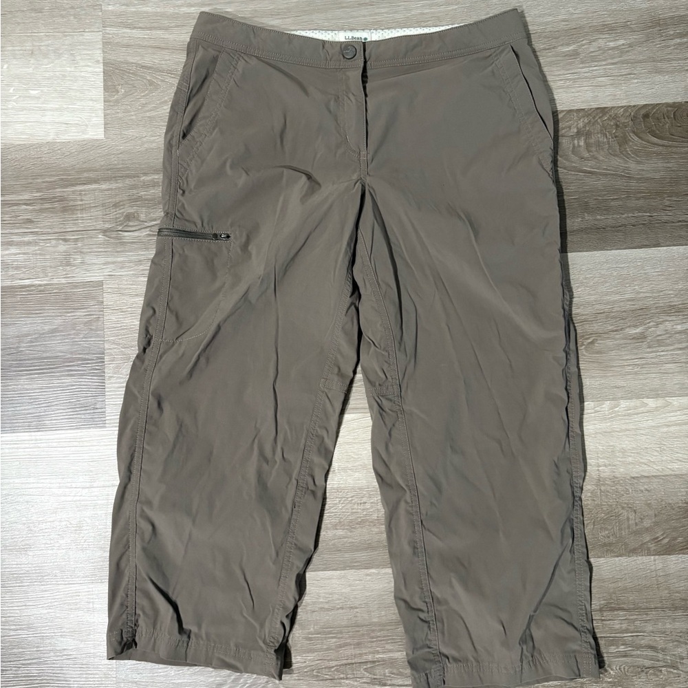 L.L Bean Lightweight Capri Brown Outdoor Pants